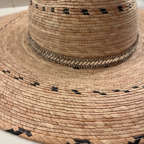 Glitzy Bella Sunhat - Picture 3 of 4